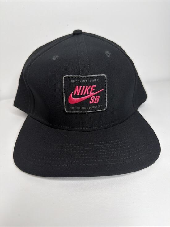Nike Other - Nike SB Pro Dri-Fit Perforated SnapBack Black Hat